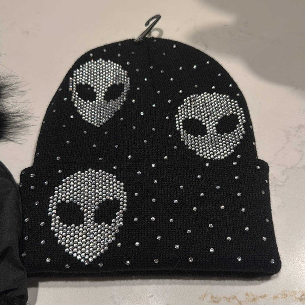 Hat Bundle - Picture 4 of 9